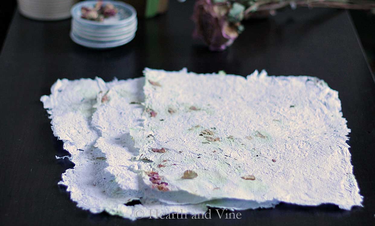How to Make Handmade Paper with Dried Flowers Added In