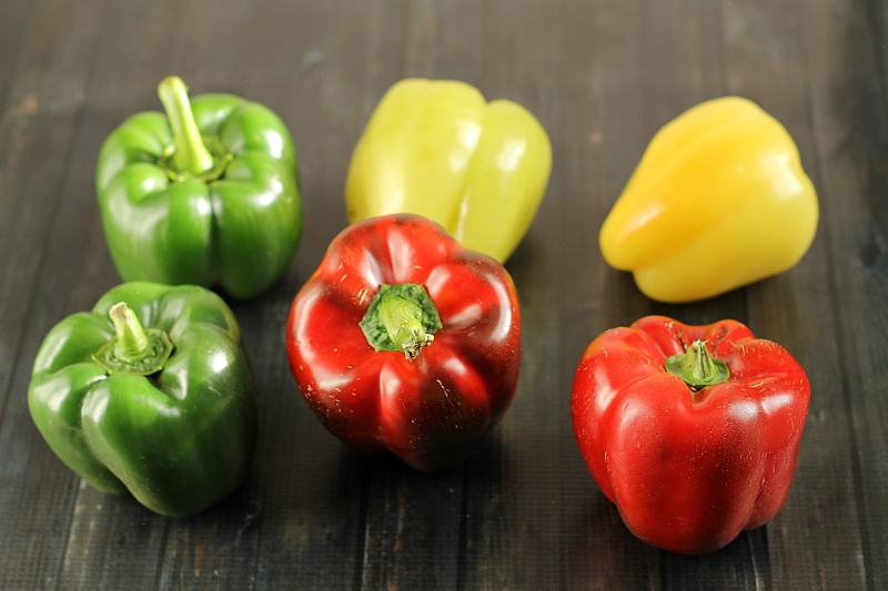 Different colored bell peppers