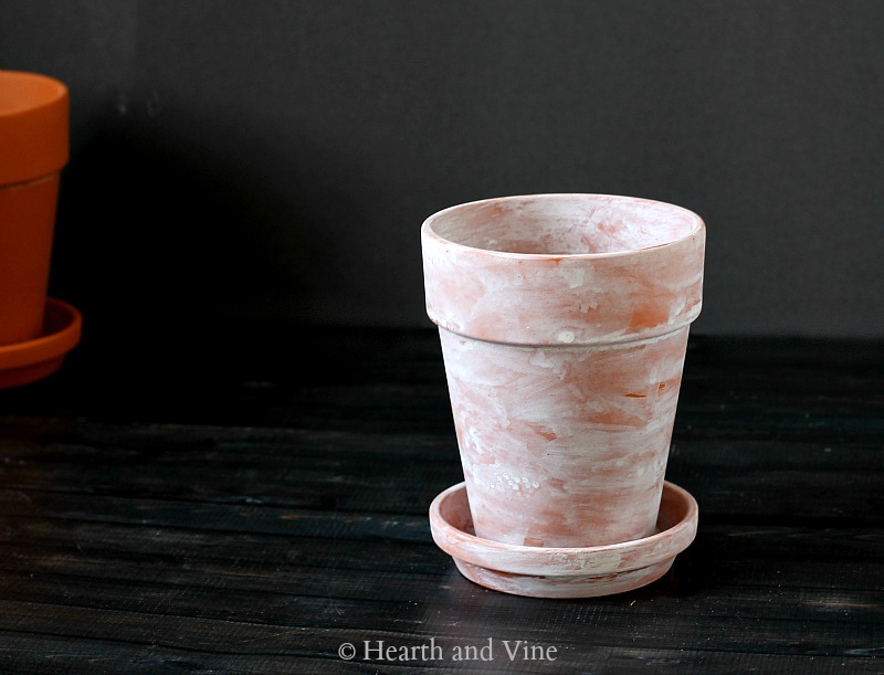 Whitewash age terra cotta pot