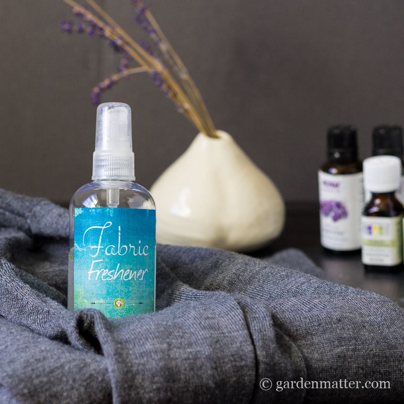 Sweater Spray~ Homemade Fabric Refresher ~ gardenmatter.com