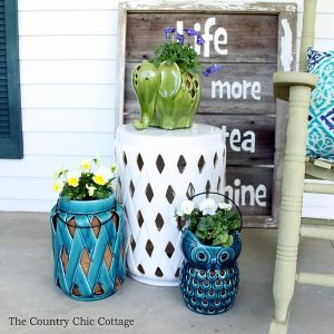 using-lanterns-as-planters-country chic cottage