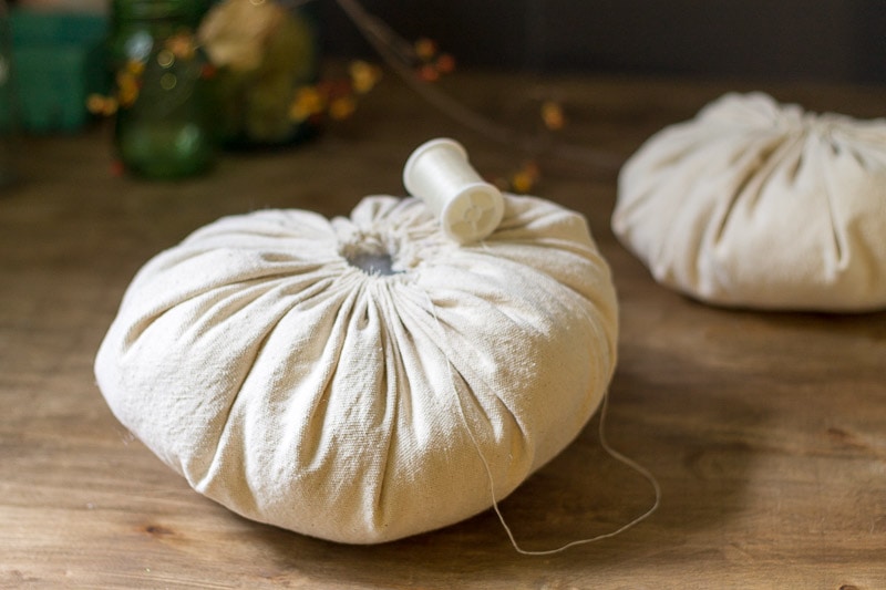 Fabric Pumpkins - Gathered pumpkin