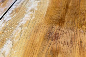 refinish-table-top-first-coat-of-stain