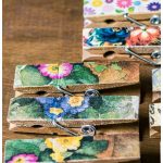Floral clothespins