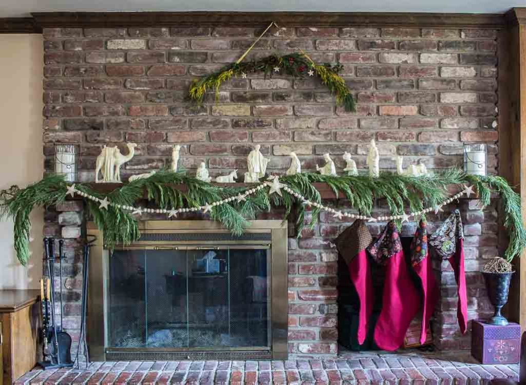 Christmas Home Tour 2017 family room mantel.