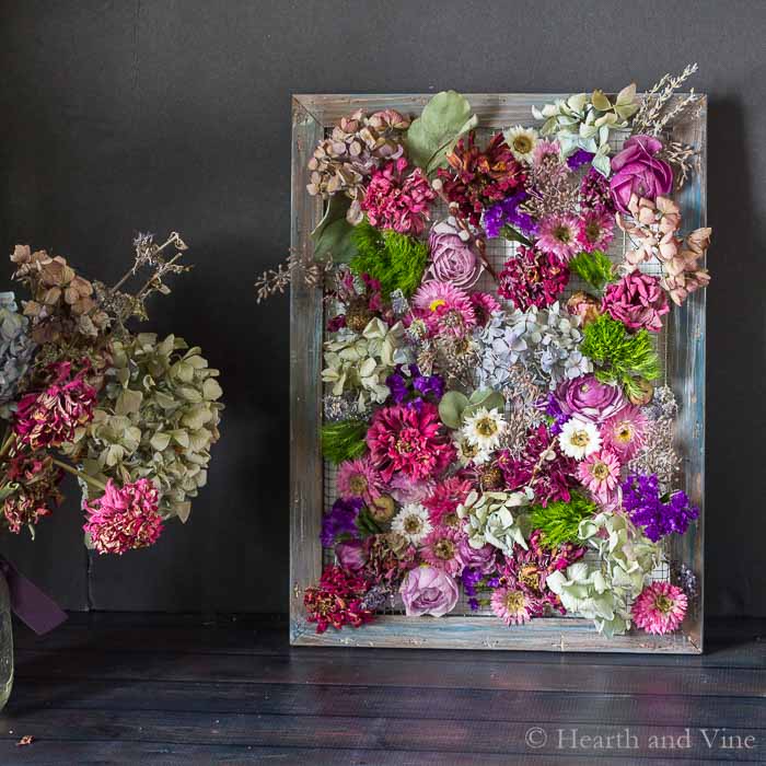 12 Beautiful Dried Flower Crafts and Ideas