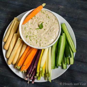 Thai bean dip for a healthy and tasty snack.