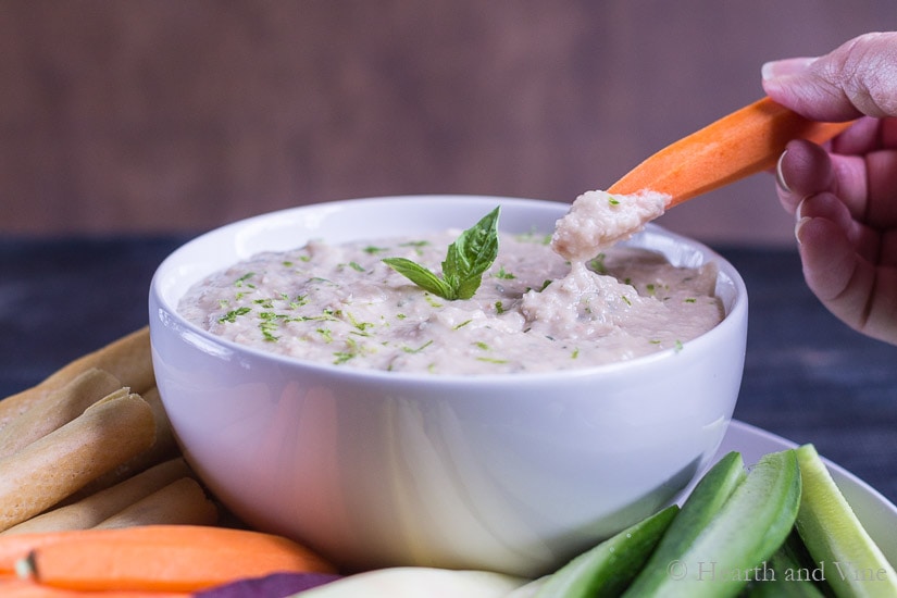 Thai bean dip with vegetables.