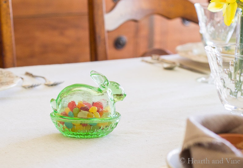 Smith glass bunny with jelly beans