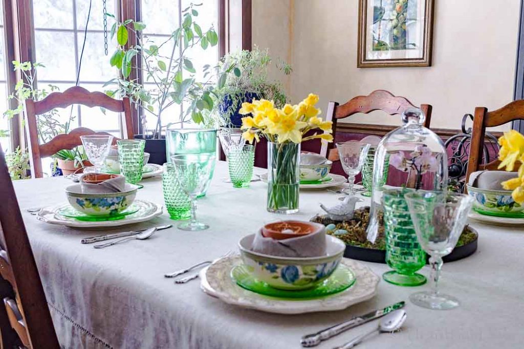 Spring tablescape for Easter