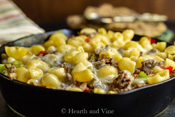 Skillet casserole macaroni and Philly cheesesteak