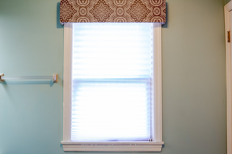 Making A Fabric Covered Window Cornice 100 Room Makeover Week 3