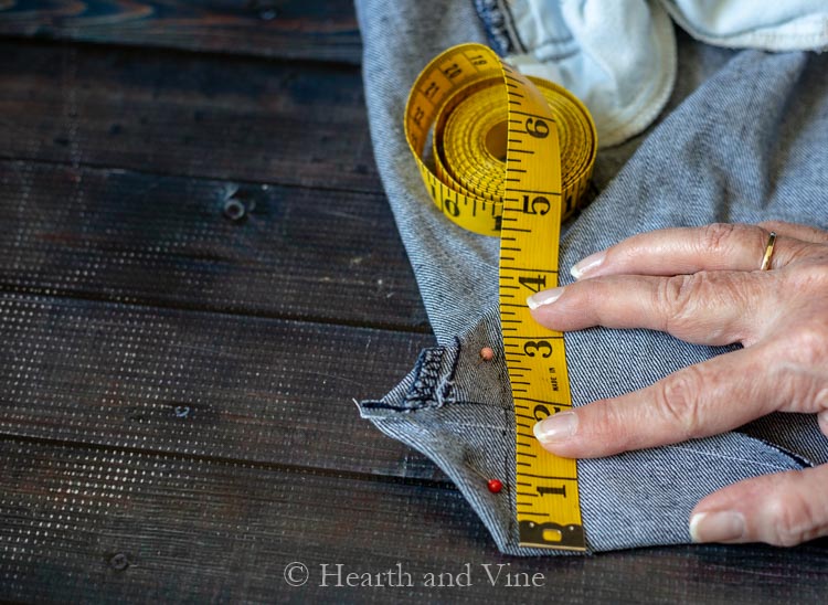 Measuring tape on bottom of jean bag