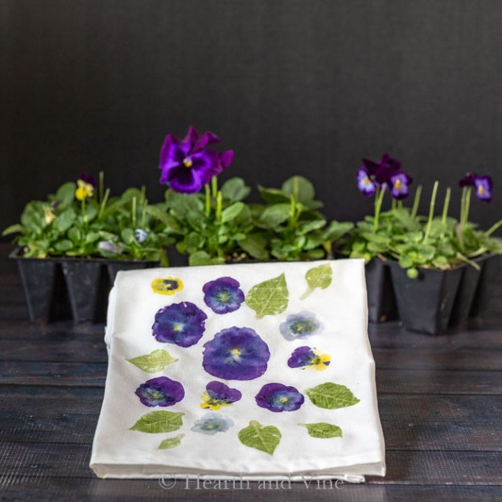 Pansies and leaf flower pounded tea towel