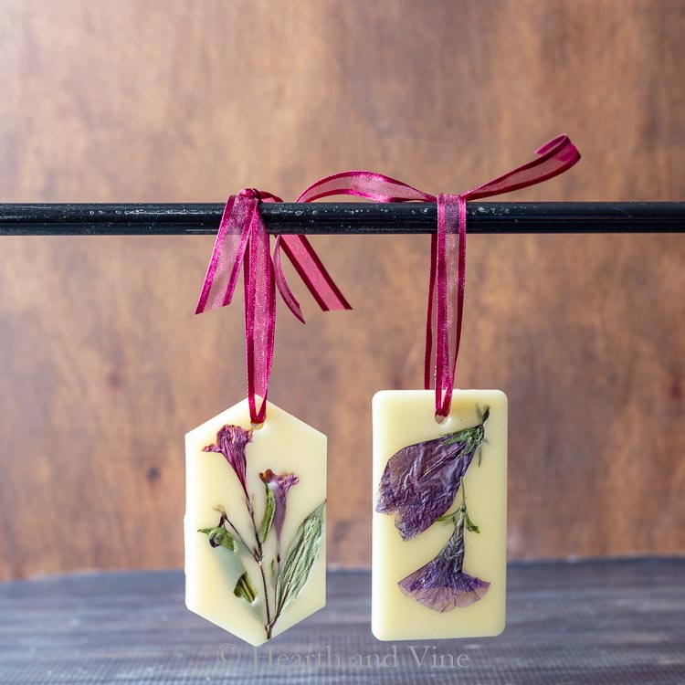 DIY Scented Wax Sachet 