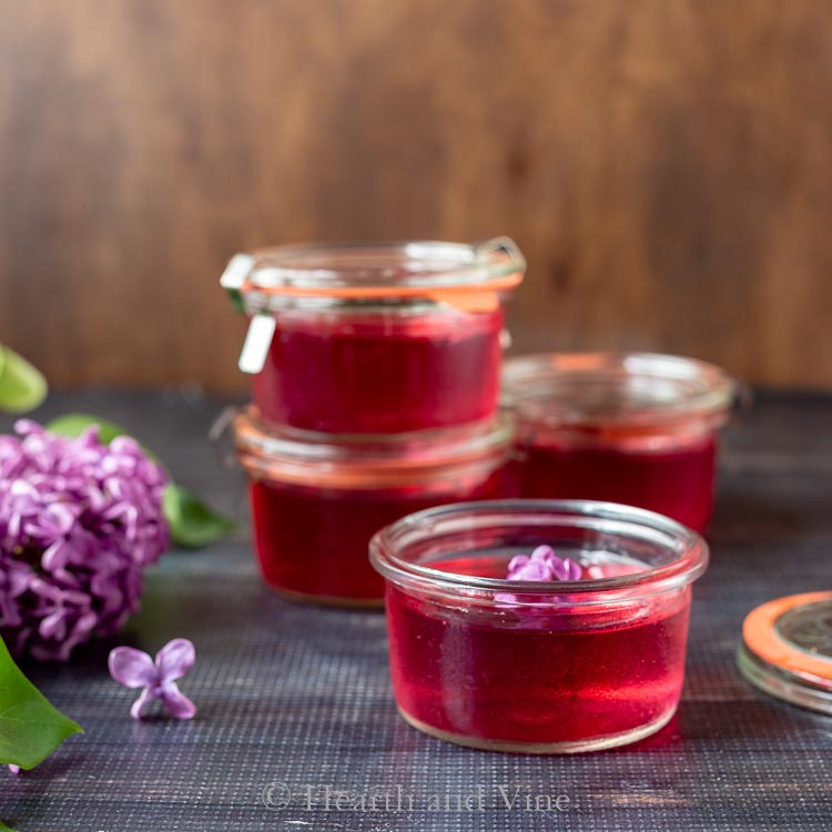 Lilac jelly in weck jars