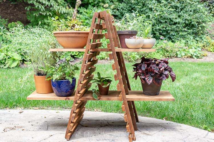 Diy Indoor Outdoor Plant Stand For, Outdoor Wood Plant Shelves