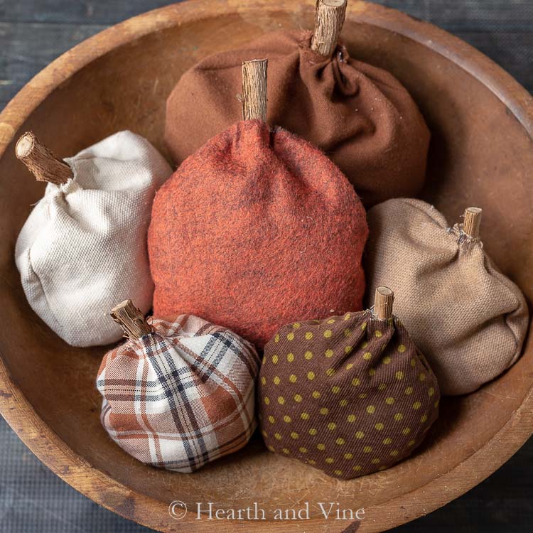 fabric pumpkins scented and primitive