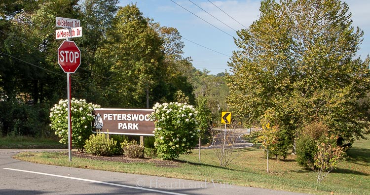 Peterswood Park Sign