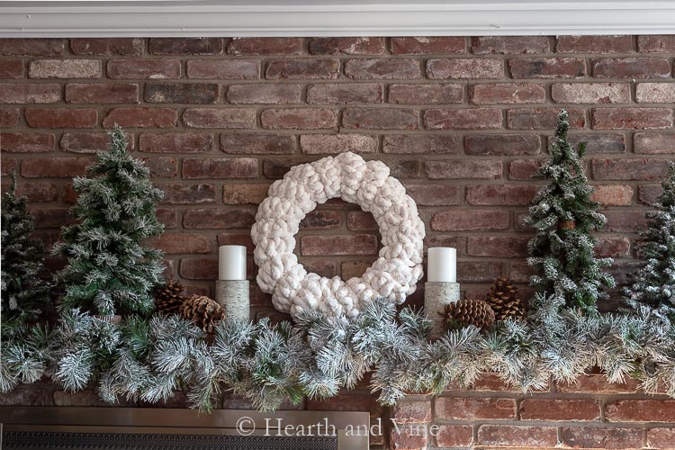 Christmas mantel decor