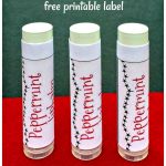 Three lips balms in peppermint flavor.