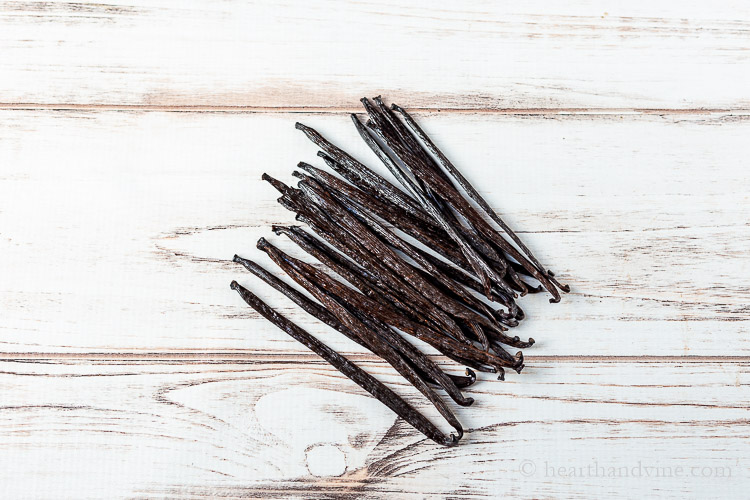 Whole real vanilla beans.