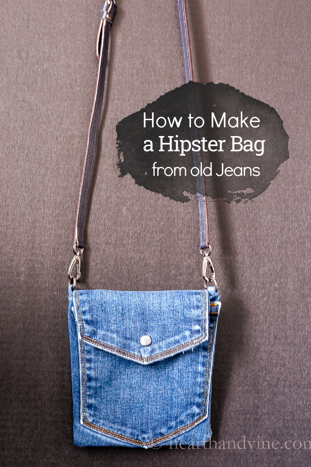 DIY Crossbody Bag by Recycling an Old Pair of Jeans