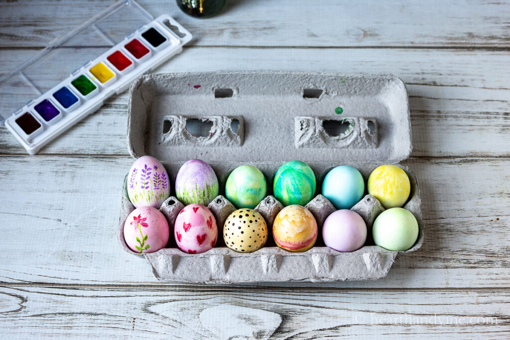 Paint Your Own Easter Eggs in Egg Carton