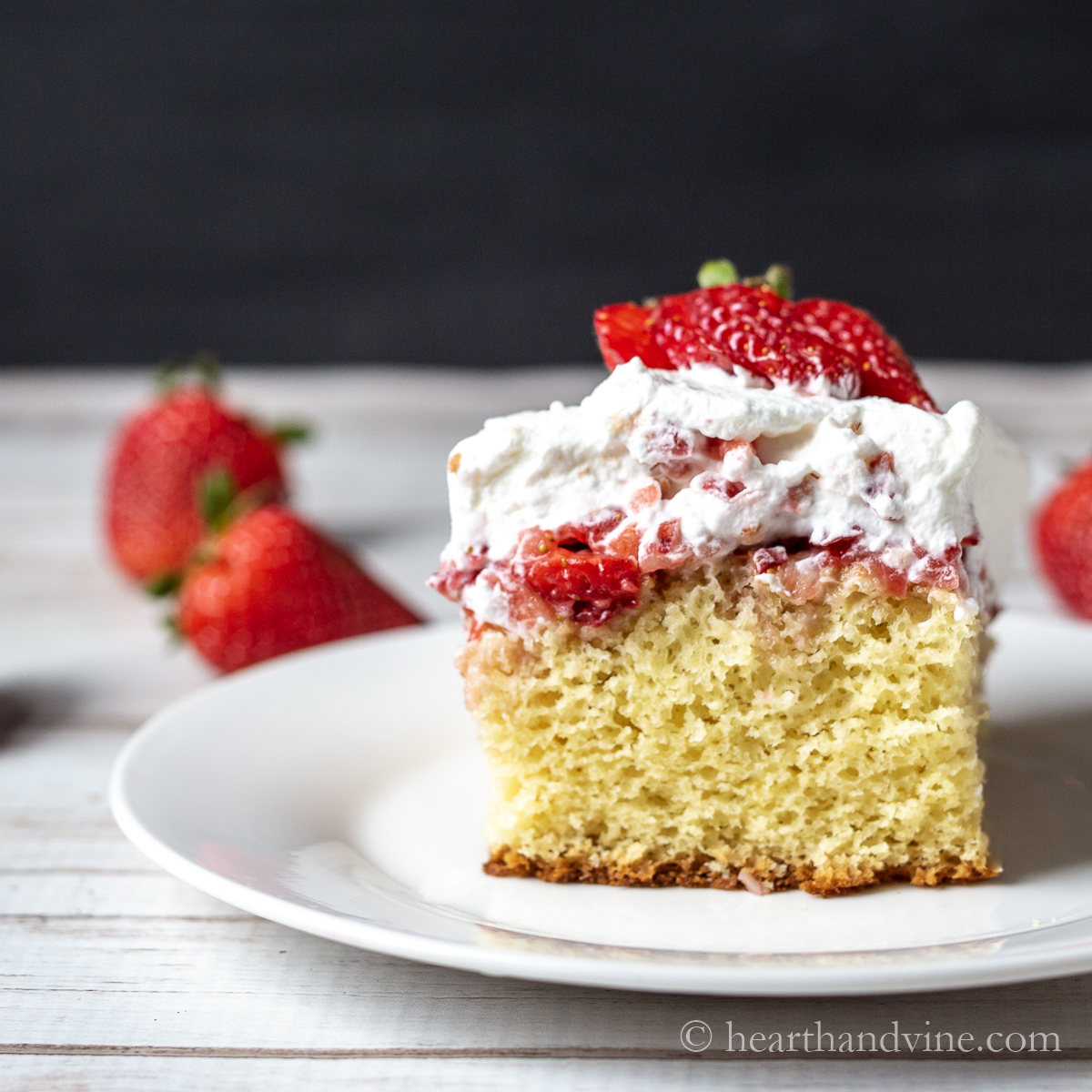 Strawberries-and-Cream Sheet Cake Recipe