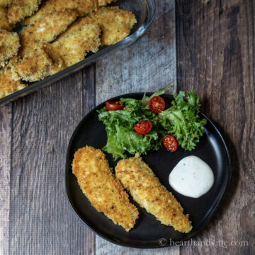 Panko chicken strips with salad and ranch dip