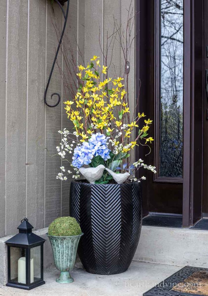DIY Spring Front Door Porch Decor Ideas | Hearth and Vine