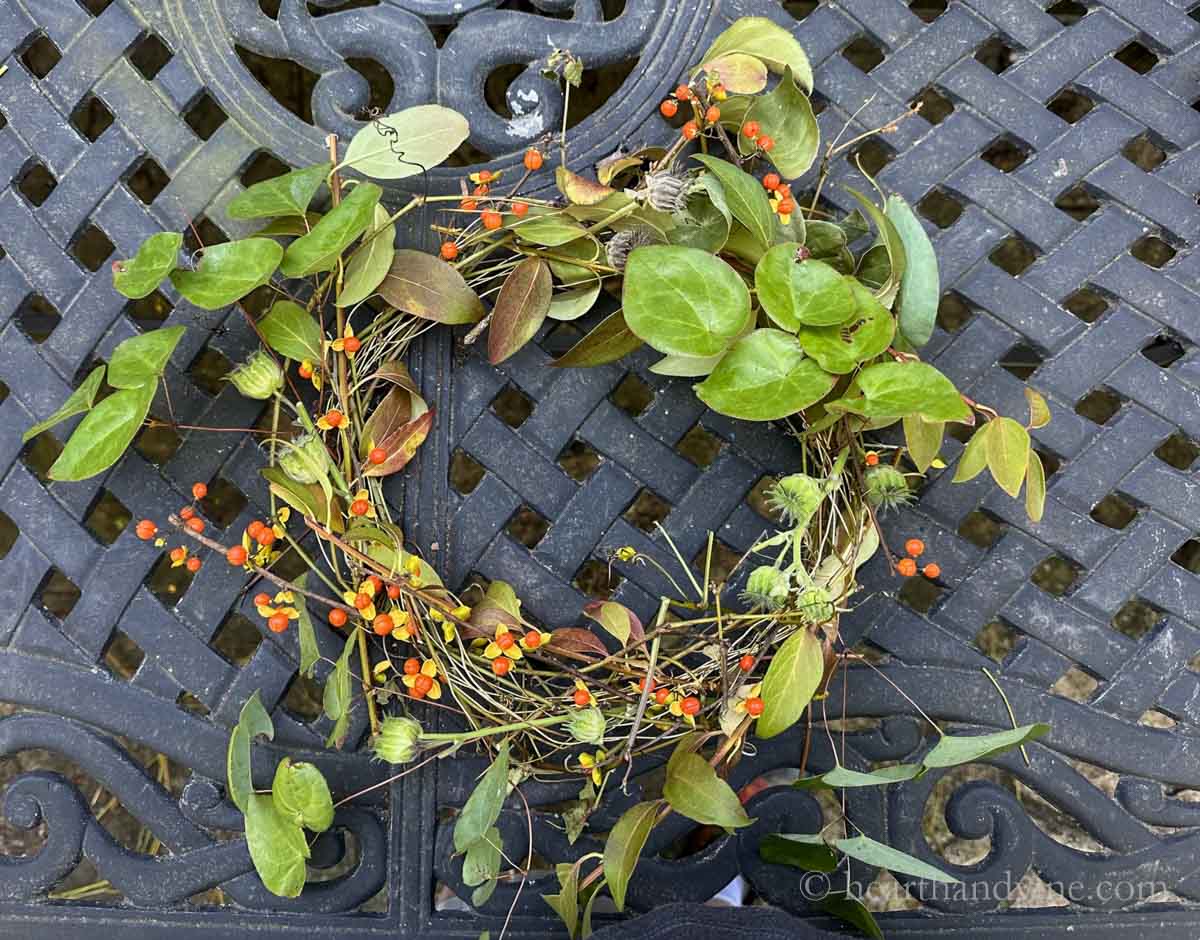 Centerpiece wreath with foraged botanicals in the fall.