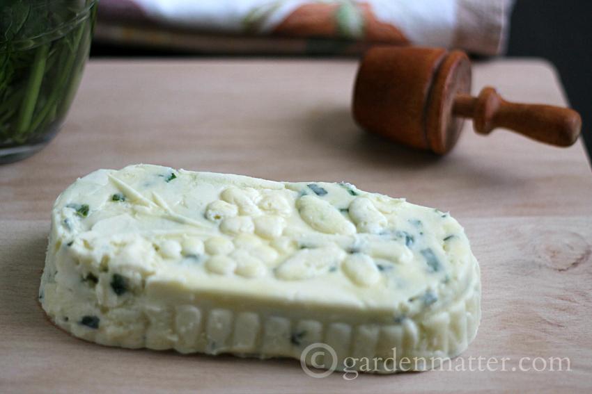 Using Butter Molds and Herbal Butter